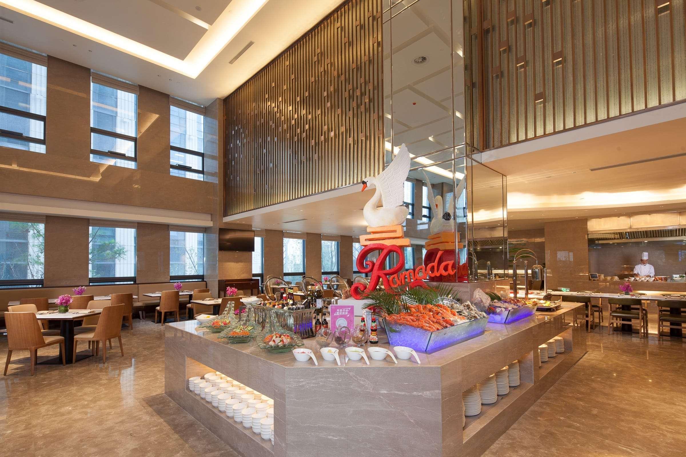 济南银丰华美达酒店 外观 照片